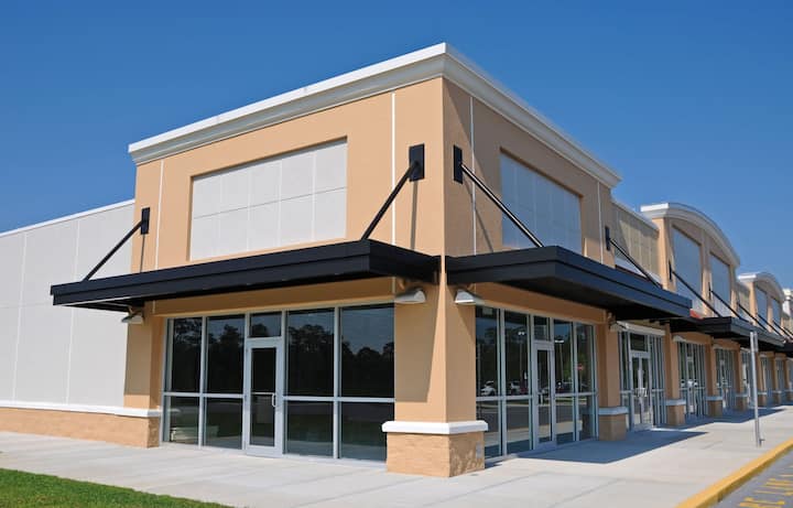 Durable commercial awning installation in Little Rock