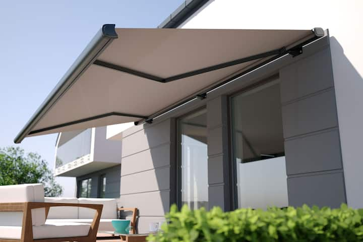 Residential awning installation in Little Rock